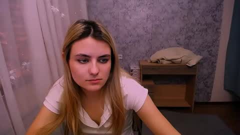 shy_sabrina_ online show from February 2025 01:06:01 PM
