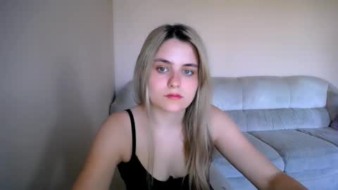 Snapshot of shy_sabrina_ chatting on May 2026 02:22:02 PM shy_sabrina_ online show from May 2026 02:22:02 PM