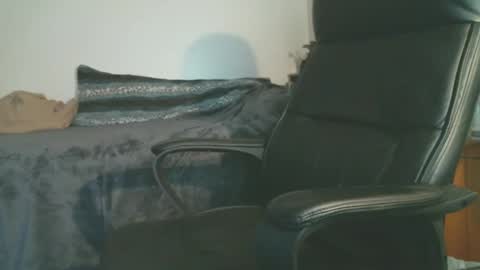 shyboyhugecum2020 online show from November 2025 03:41:01 AM