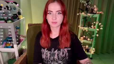 Snapshot of shyfoxxxy chatting on July 2026 04:09:01 PM Effie online show from July 2026 04:09:01 PM