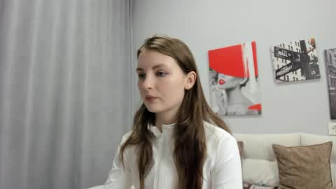 Snapshot of shyly_lisa chatting on May 2026 01:46:01 AM shyly_lisa online show from May 2026 01:46:01 AM