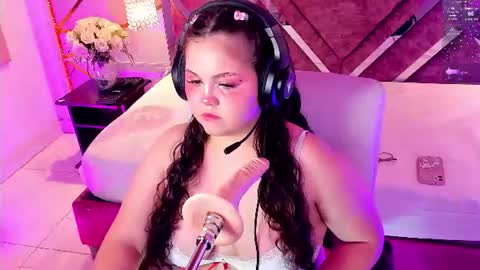 Snapshot of shylysweet chatting on July 2026 06:00:02 AM Shyly online show from July 2026 06:00:02 AM