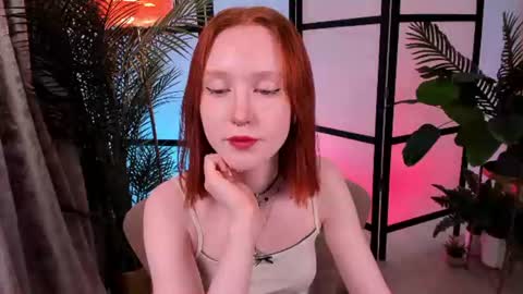 Snapshot of sia_hart chatting on June 2026 06:40:01 PM Sia online show from June 2026 06:40:01 PM