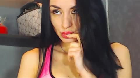 Siaconna online show from February 2025 07:00:02 AM