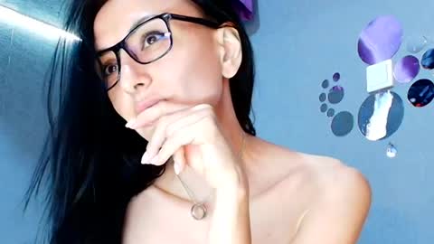Snapshot of siaconna chatting on June 2026 09:35:02 AM Siaconna online show from June 2026 09:35:02 AM