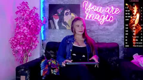 Snapshot of siamarlin chatting on October 2025 08:53:02 PM siamarlin online show from October 2025 08:53:02 PM