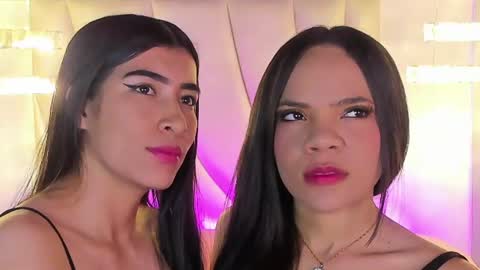 Siara and Zoe tattoo online show from June 2026 11:42:01 PM