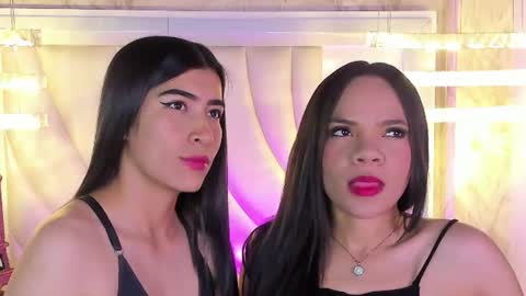 Siara and Zoe tattoo online show from June 2026 11:31:01 PM
