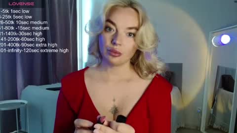 Snapshot of siberian_girl_ chatting on June 2026 05:48:01 AM Eva online show from June 2026 05:48:01 AM