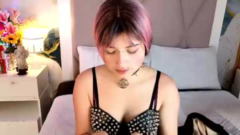 Snapshot of sienna_desiree chatting on June 2026 12:53:02 PM Sienna Desieree online show from June 2026 12:53:02 PM