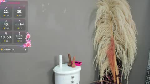 sienna_glow online show from April 2026 01:56:02 PM