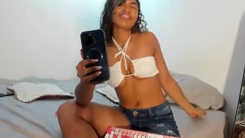 Snapshot of sienna_glow chatting on June 2026 03:36:01 PM sienna_glow online show from June 2026 03:36:01 PM