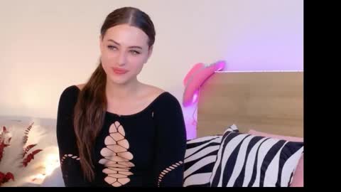 sienna_voss online show from October 2025 02:33:01 AM