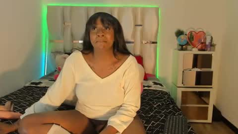 sierra_violet online show from December 2024 11:15:01 AM