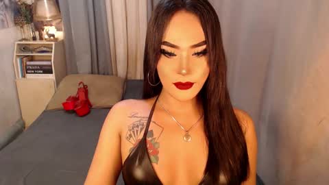 Snapshot of sierrafina_mcbride chatting on November 2025 02:40:02 PM Sierrafina online show from November 2025 02:40:02 PM