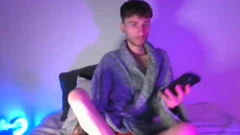 Snapshot of siiimon777 chatting on March 2026 03:32:02 AM siiimon777 online show from March 2026 03:32:02 AM