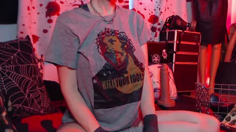 Snapshot of silentmary chatting on October 2025 05:30:01 PM Allmylinkssilentmary666 online show from October 2025 05:30:01 PM
