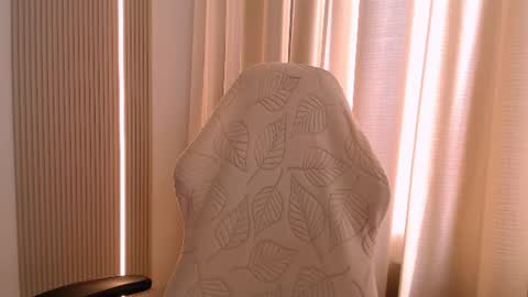 Snapshot of silk_ann chatting on June 2026 10:18:02 AM silk_ann online show from June 2026 10:18:02 AM