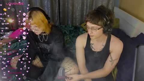 Mia online show from October 2025 09:34:02 PM