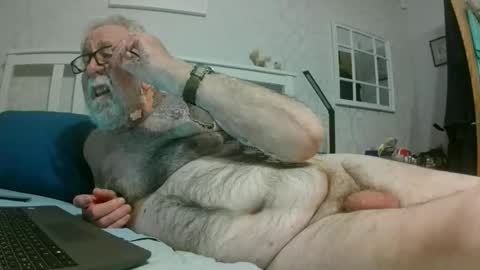 Snapshot of sillyoldman45221063 chatting on June 2026 10:12:02 PM sillyoldman45221063 online show from June 2026 10:12:02 PM