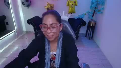 Snapshot of silvana_lane chatting on July 2026 07:45:01 AM Silvana online show from July 2026 07:45:01 AM