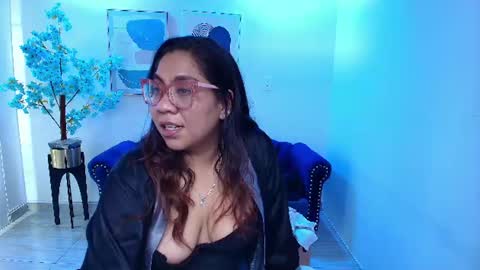 Snapshot of silvana_lane chatting on July 2026 07:12:02 PM Silvana online show from July 2026 07:12:02 PM
