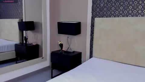 Silvana  online show from January 2026 08:45:01 PM