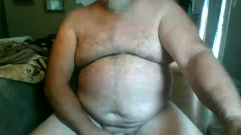 Snapshot of silverdadbod26 chatting on July 2026 04:35:02 PM silverdadbod26 online show from July 2026 04:35:02 PM