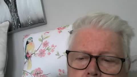 Snapshot of silverfoxpauly chatting on May 2026 12:25:02 PM silverfoxpauly online show from May 2026 12:25:02 PM