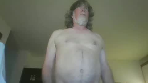 silverfunfox online show from April 2026 10:57:02 PM