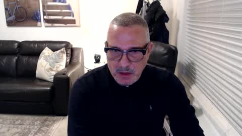 silveroli187 online show from December 2025 04:11:01 PM