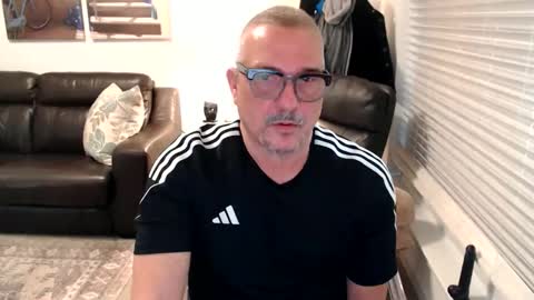 silveroli187 online show from December 2025 03:51:02 PM