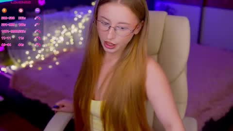  Kristina Kris  online show from November 2025 08:30:02 PM