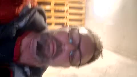 Snapshot of silversurfer1010 chatting on January 2025 06:21:01 PM Silver online show from January 2025 06:21:01 PM