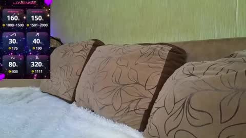 miss Anna online show from January 2025 12:00:01 PM