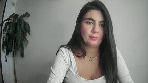 Silvie online show from February 2025 09:52:02 PM