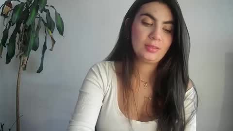 Silvie online show from February 2025 09:33:02 PM