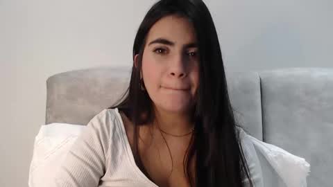 Silvie online show from October 2025 01:30:01 AM