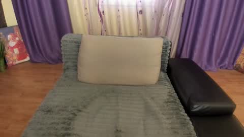 Silvya online show from March 2026 09:53:01 AM