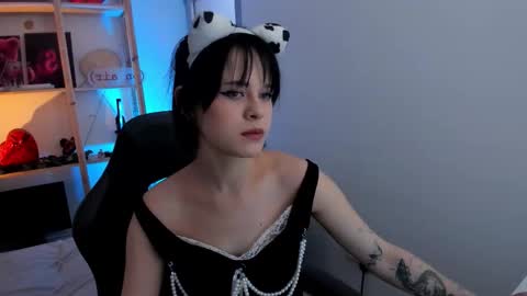 Snapshot of sima_wendy chatting on February 2026 07:23:01 AM Wendy help me get get 69 likes online show from February 2026 07:23:01 AM