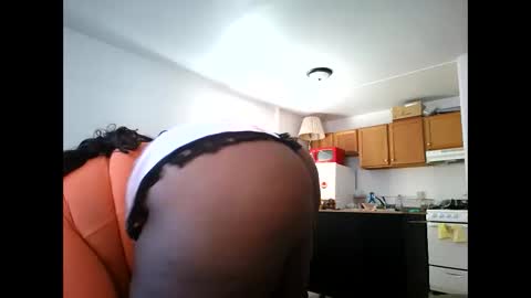 Simin Fox online show from February 2026 06:17:01 PM