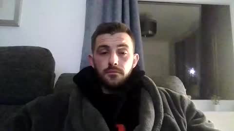 simomoliver online show from January 2026 02:37:01 AM