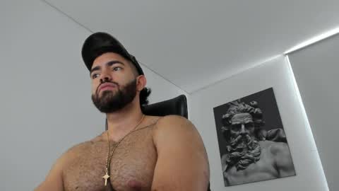 Snapshot of simon_leon01 chatting on June 2026 02:19:02 PM simon_leon01 online show from June 2026 02:19:02 PM