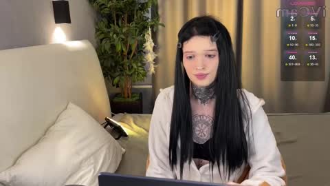 Simona online show from February 2025 10:39:02 AM