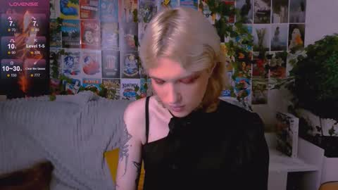 Simona online show from November 2025 11:16:01 PM