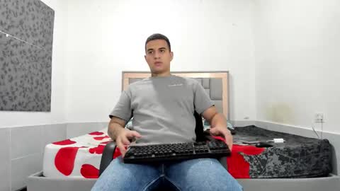 SIMON KELER online show from February 2026 03:51:02 AM