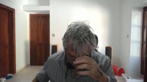 Simon online show from November 2025 07:52:01 AM