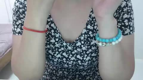 Snapshot of simplesindyxx chatting on March 2025 09:42:01 AM simplesindyxx online show from March 2025 09:42:01 AM