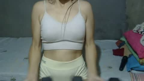 Snapshot of simply_me143 chatting on June 2026 01:08:01 AM mia online show from June 2026 01:08:01 AM