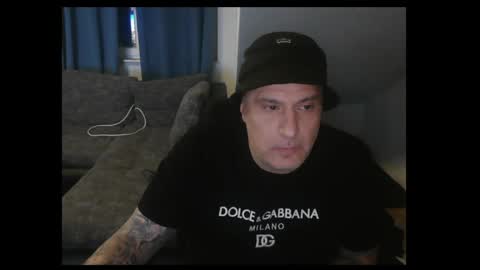 Snapshot of sinalco1975 chatting on April 2026 11:28:01 PM sinalco1975 online show from April 2026 11:28:01 PM